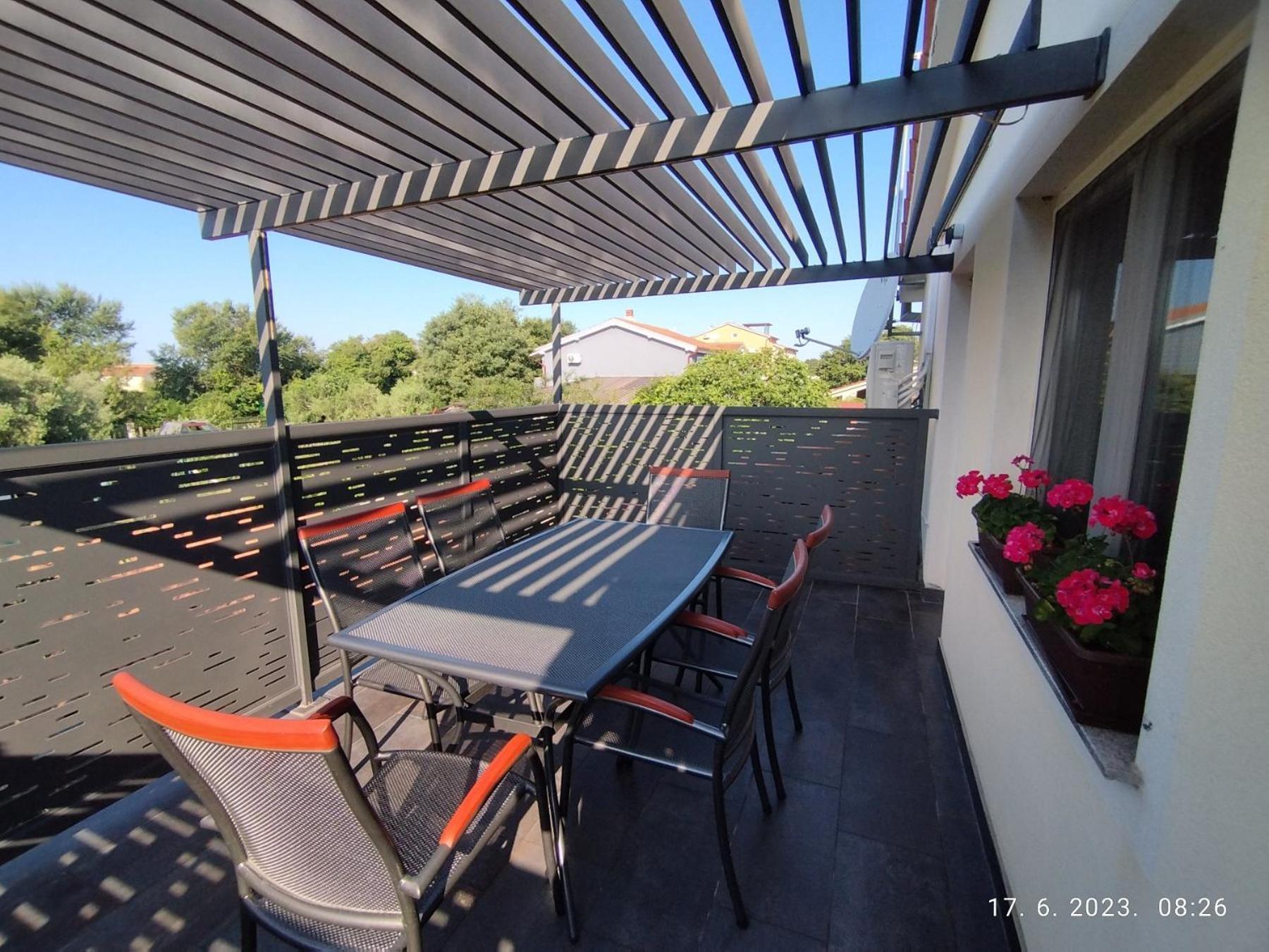 Apartment Zelena Oaza Sisan 75 M2 - 2 Bedrooms Exterior foto